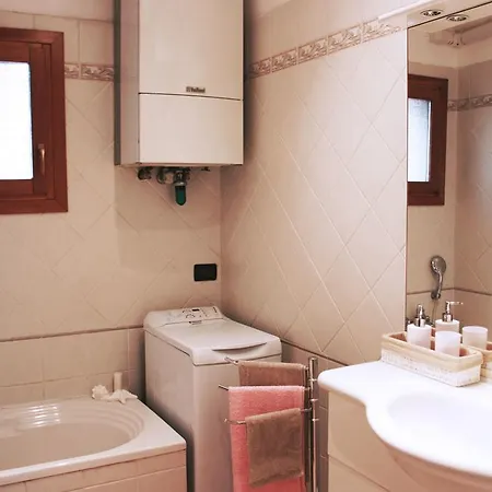 Al Ponte Del Batelo Apartment